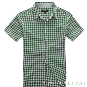 Camisa de hombre a cuadros verdes con mangas cortas